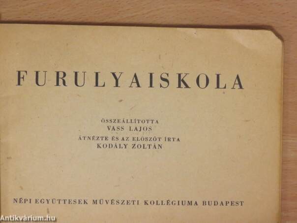 Furulyaiskola