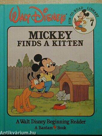 Mickey finds a kitten