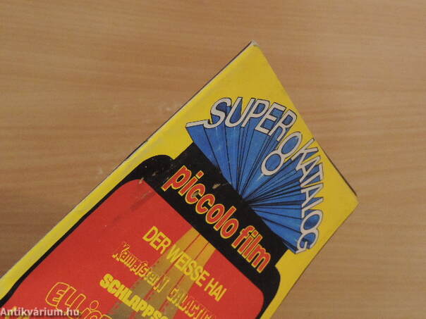 Super 8 katalog