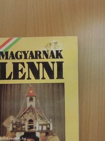 Magyarnak lenni