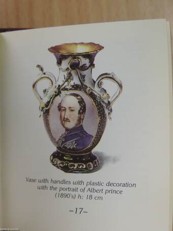 The porcelain art of Herend (minikönyv)