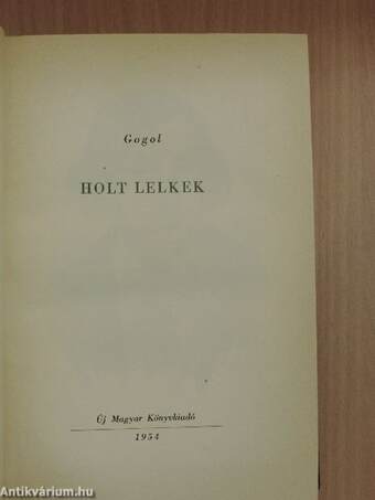 Holt lelkek