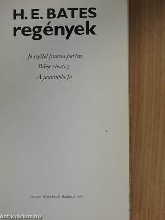 Regények