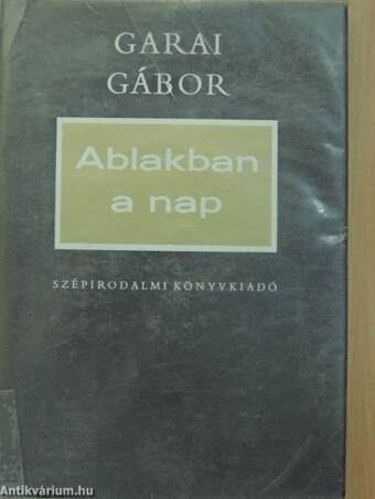 Ablakban a nap