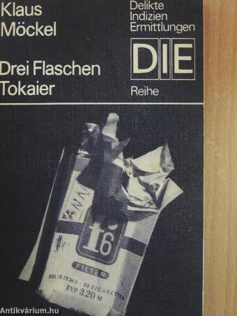 Drei Flaschen Tokaier