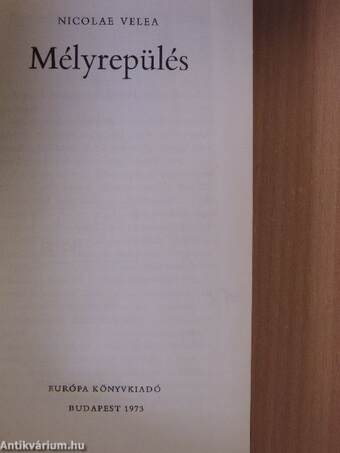 Mélyrepülés