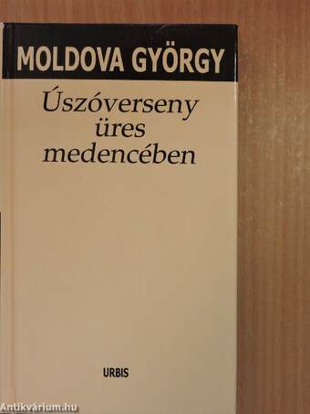 Úszóverseny üres medencében