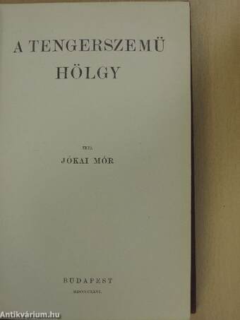 A tengerszemü hölgy