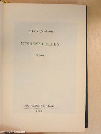 Mindenki ellen