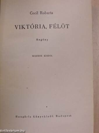 Viktória, félöt