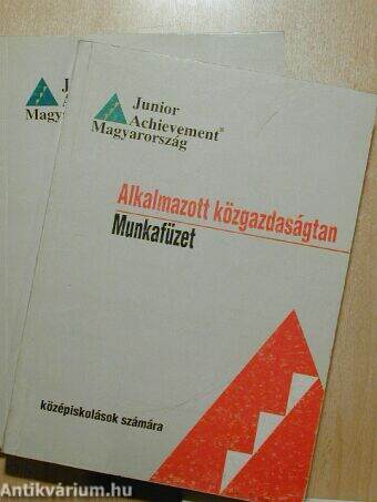 Alkalmazott közgazdaságtan - Tankönyv/Munkafüzet