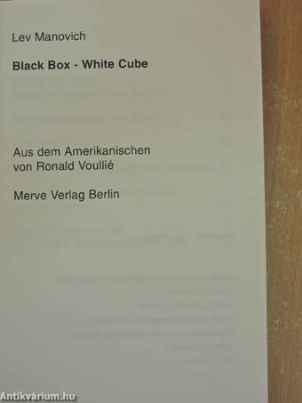 Black Box - White Cube