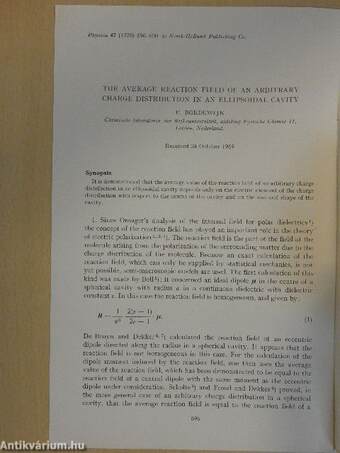 The average reaction field of an arbitrary charge distribution in an ellipsoidal cavity