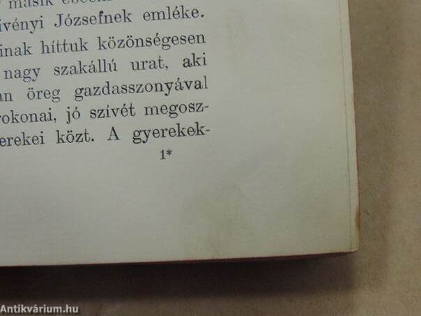 "34 kötet a Mikszáth Kálmán munkái sorozatból (nem teljes sorozat)"