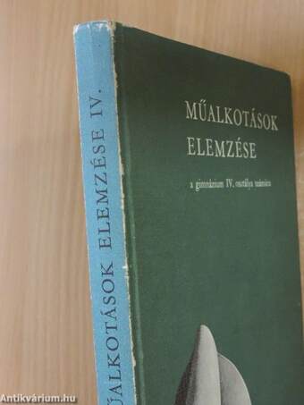 Műalkotások elemzése