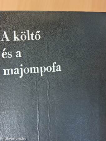 A költő és a majompofa