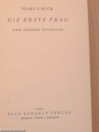 Die erste Frau