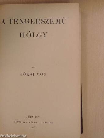 A tengerszemü hölgy