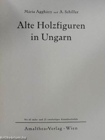 Alte Holzfiguren in Ungarn