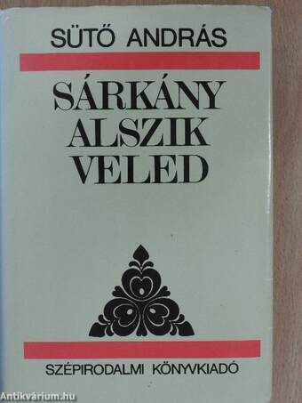 Sárkány alszik veled