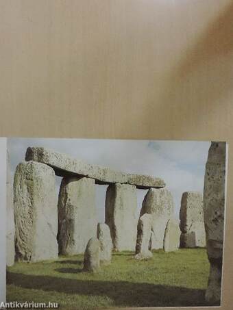 The Prehistoric Temples of Stonehenge & Avebury