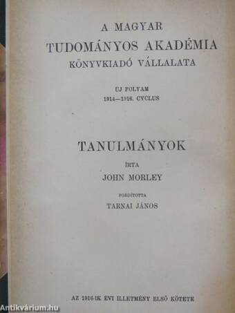 Tanulmányok