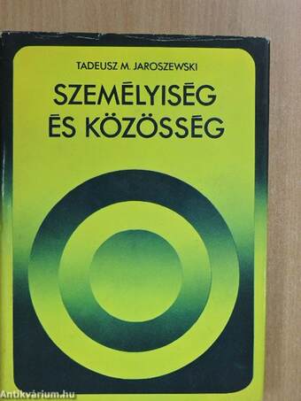 Személyiség és közösség