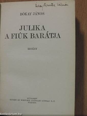 Julika a fiúk barátja