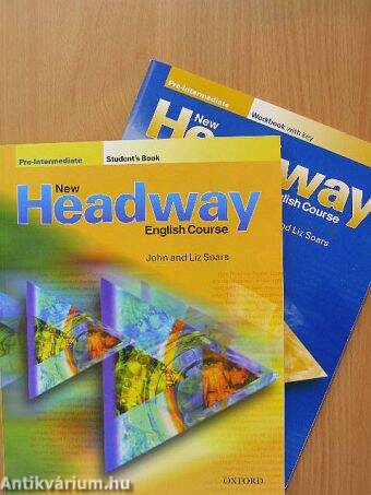 New Headway English Course - Pre-Intermediate - Student's Book/Workbook with key