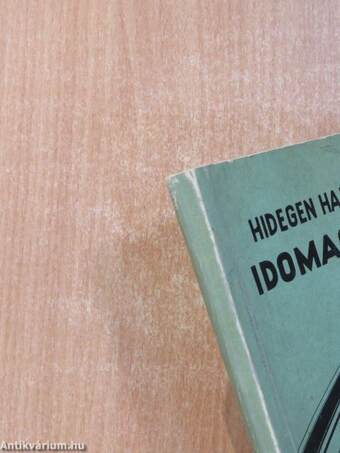 Hidegen hajlított idomacélok