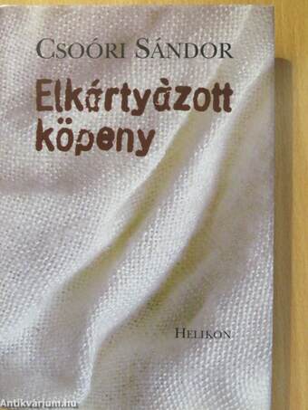 Elkártyázott köpeny