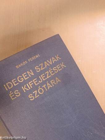 Idegen szavak és kifejezések szótára