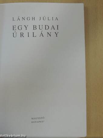 Egy budai úrilány