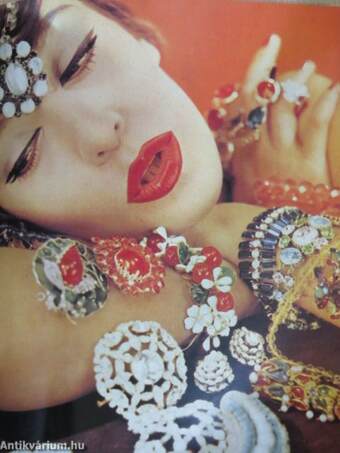 Costume jewelry in Vogue