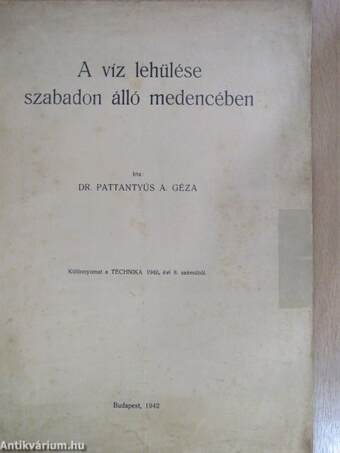 A víz lehülése szabadon álló medencében