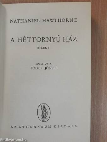 A héttornyú ház