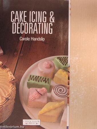 Cake icing & decorating