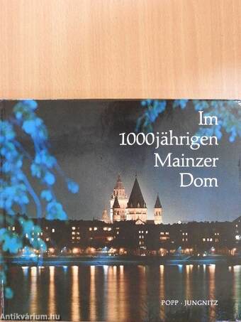 Im 1000 jährigen Mainzer Dom