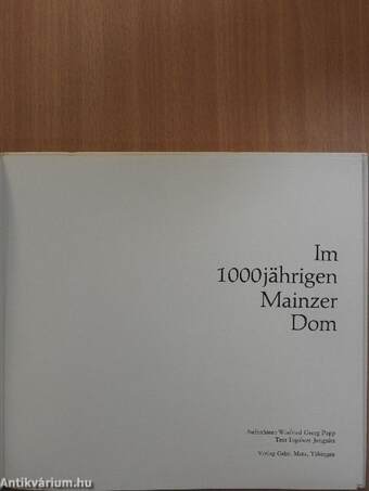 Im 1000 jährigen Mainzer Dom