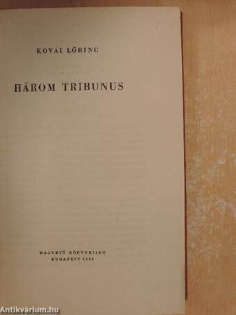 Három tribunus