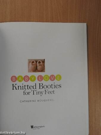 Knitted Booties for Tiny Feet