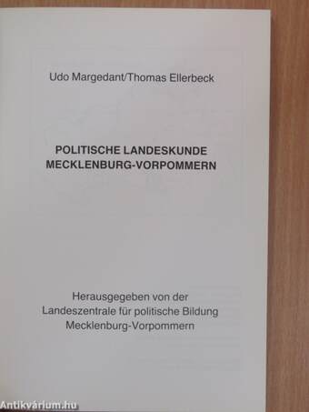 Politische Landeskunde