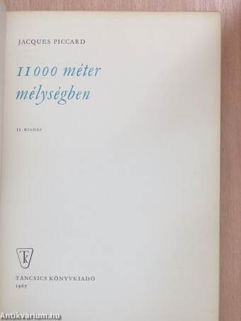 11000 méter mélységben