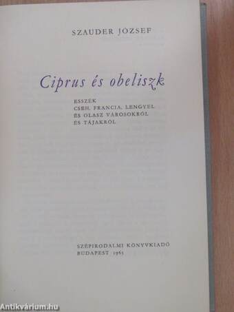 Ciprus és obeliszk