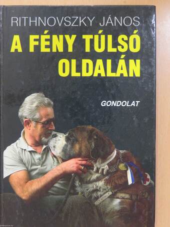 A fény túlsó oldalán (dedikált példány)