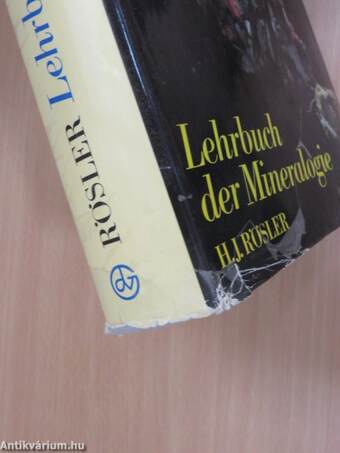 Lehrbuch der Mineralogie