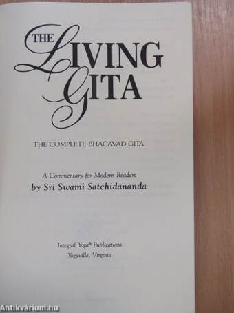 The Living Gita