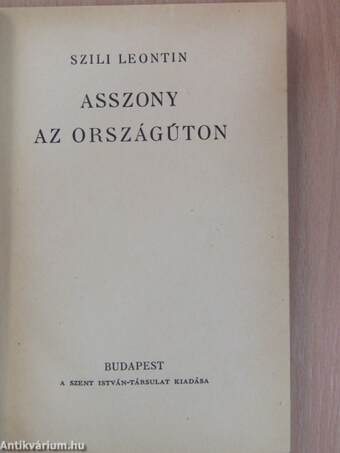 Asszony az országúton