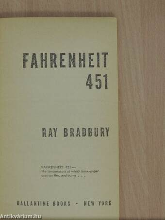 Fahrenheit 451