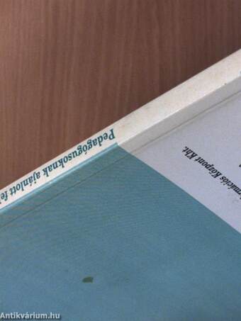 Pedagógusoknak ajánlott felsőfokú szakképesítést nyújtó képzések 1999/2000